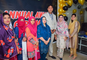 Image gallery marquee